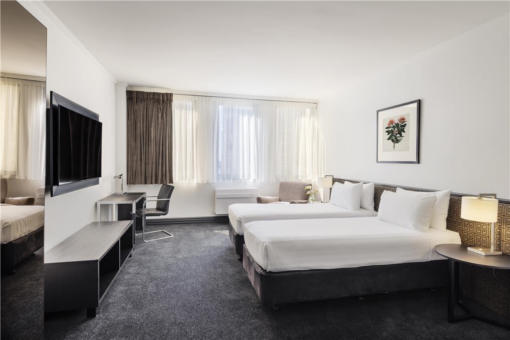 Hotel Edit